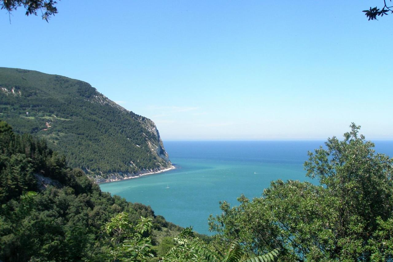 Il Casale Di Giulia Appartement Sirolo Buitenkant foto